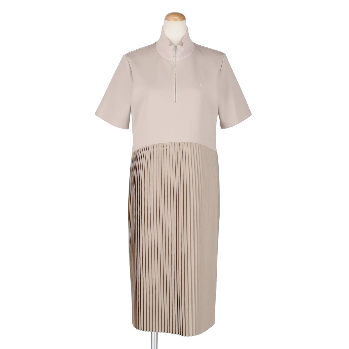 HIGH NECK PLEATED ONEPIECE(BEIGE)