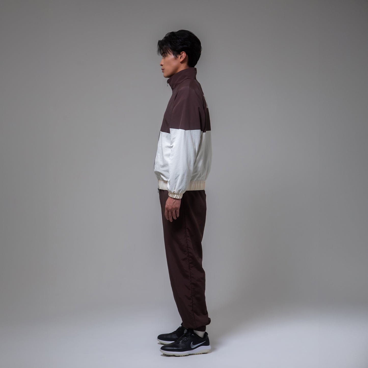 NYLON TRACK JKT（BROWN）