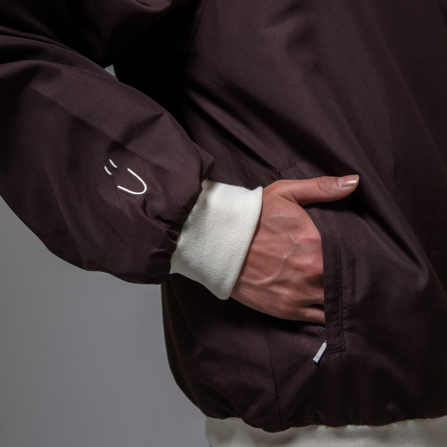 NYLON PULLOVER（BROWN）