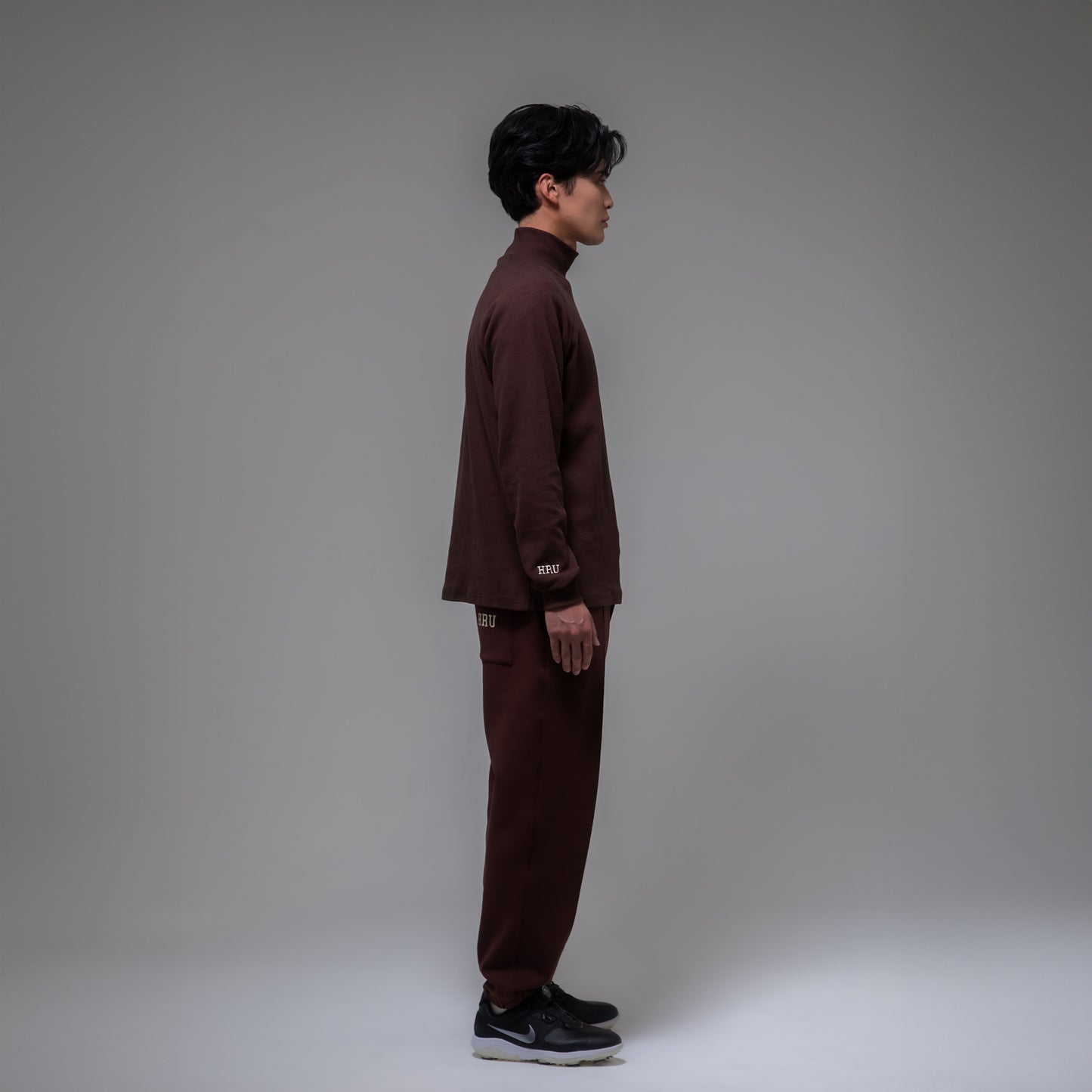 MOCKNECK PULLOVER（BROWN）