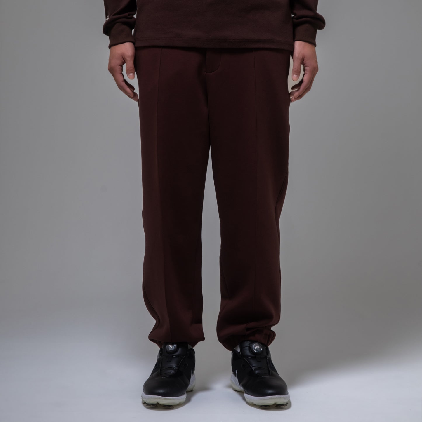 TAPERED TRACK PANTS（BROWN）