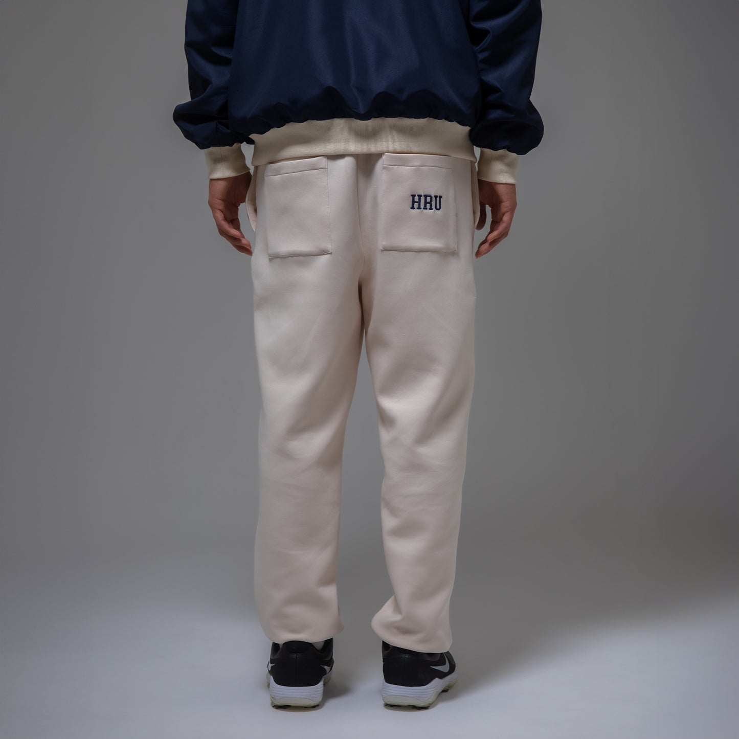 TAPERED TRACK PANTS（IVORY）