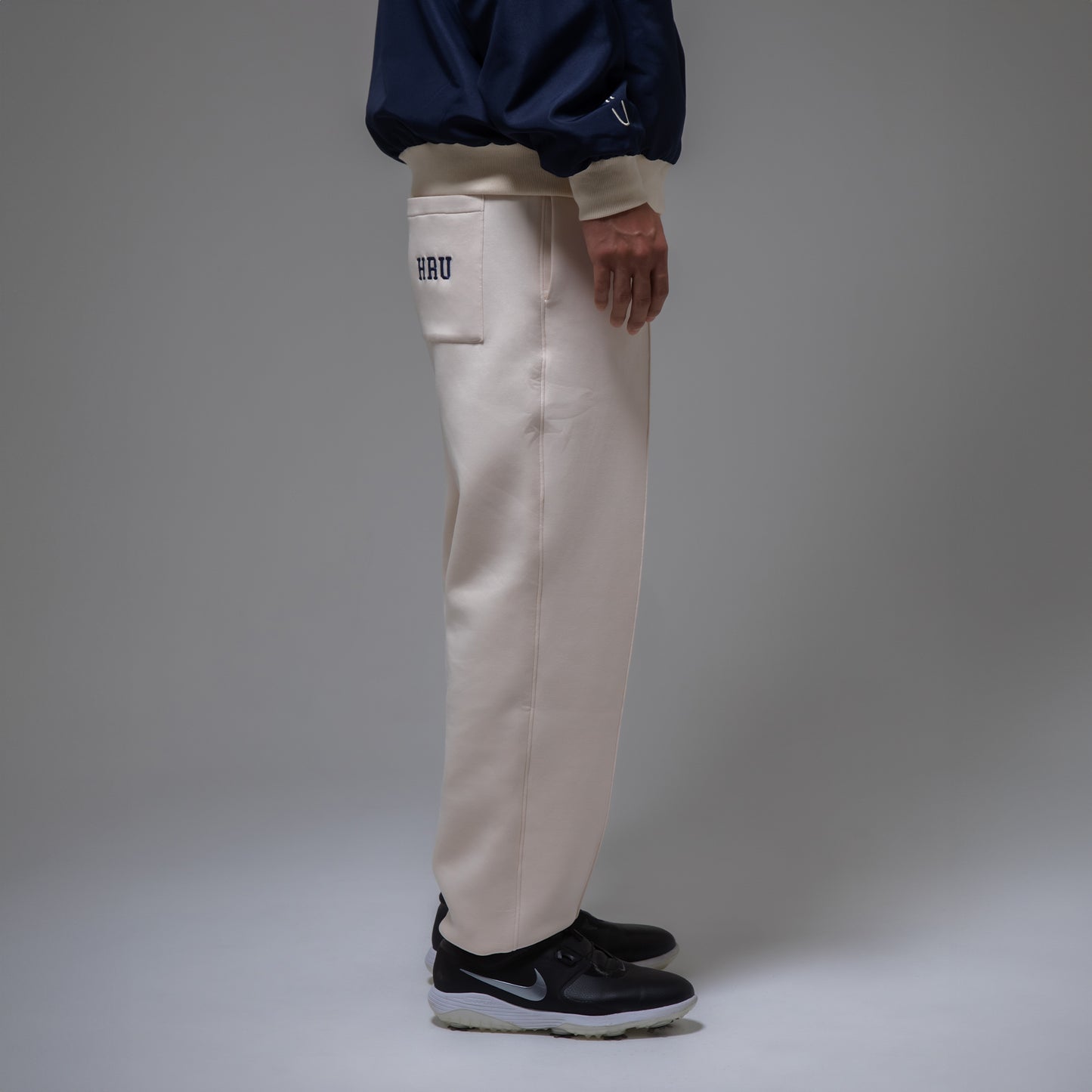 TAPERED TRACK PANTS（IVORY）