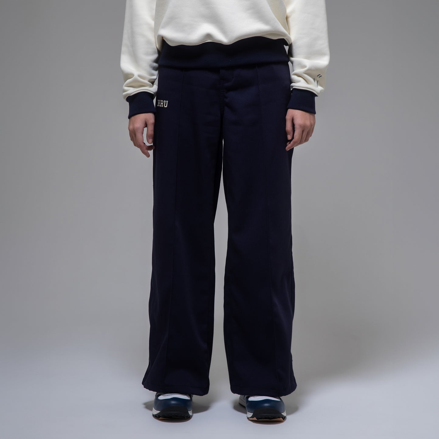 CENTER SEAM FLARE PANTS（NAVY lady's）